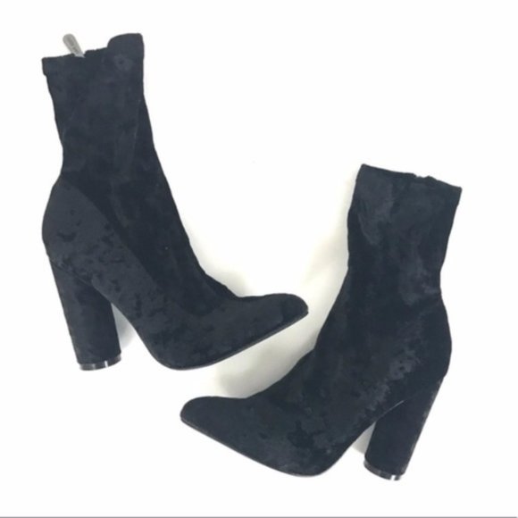 Cape Robbin Shoes - Influencer Crushed velvet black sock boots